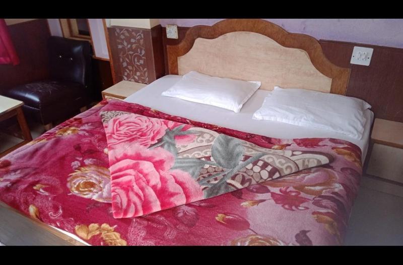 Hotel Harbans Shimla Eksteriør bilde