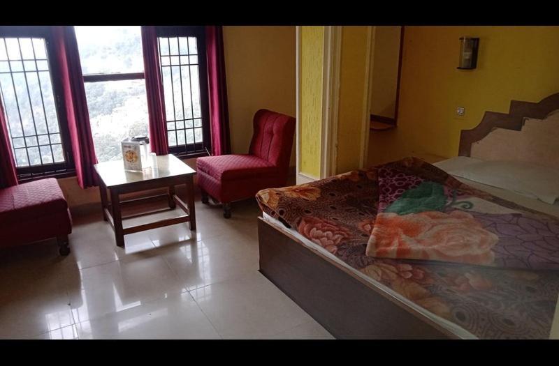 Hotel Harbans Shimla Eksteriør bilde